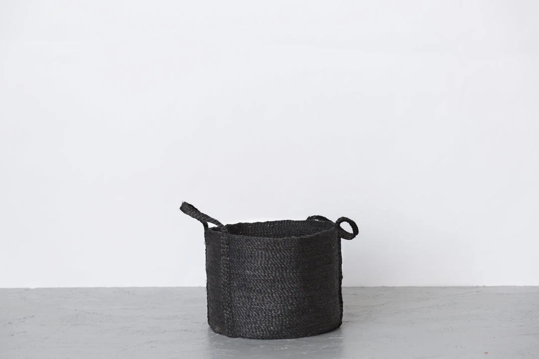 Will & Atlas Round Jute Basket With Handles - Charcoal Will & Atlas Round Jute Basket With Handles - Charcoal
