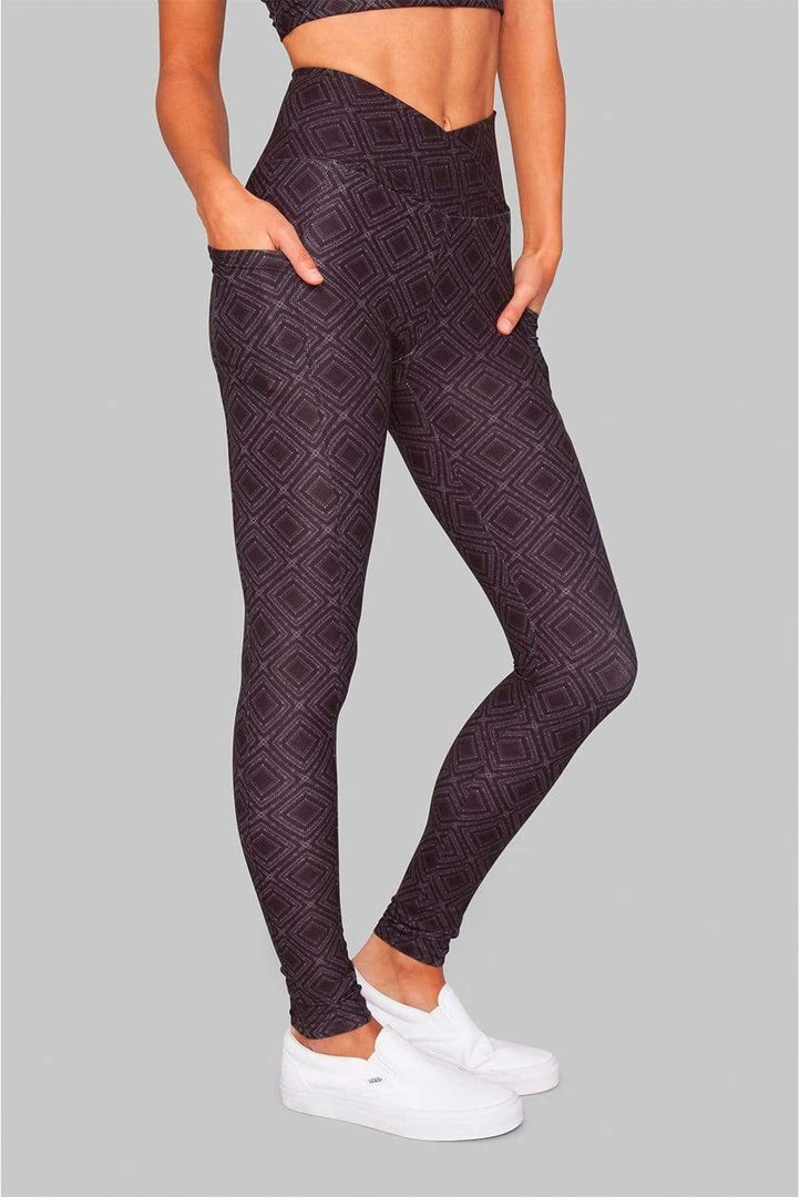 Wolven Activewear + Athleisure Crossover Recycled Legging With Pockets - Summit Wolven Activewear + Athleisure Crossover Recycled Legging With Pockets - Summit