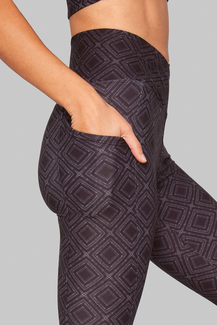 Wolven Activewear + Athleisure Crossover Recycled Legging With Pockets - Summit Wolven Activewear + Athleisure Crossover Recycled Legging With Pockets - Summit