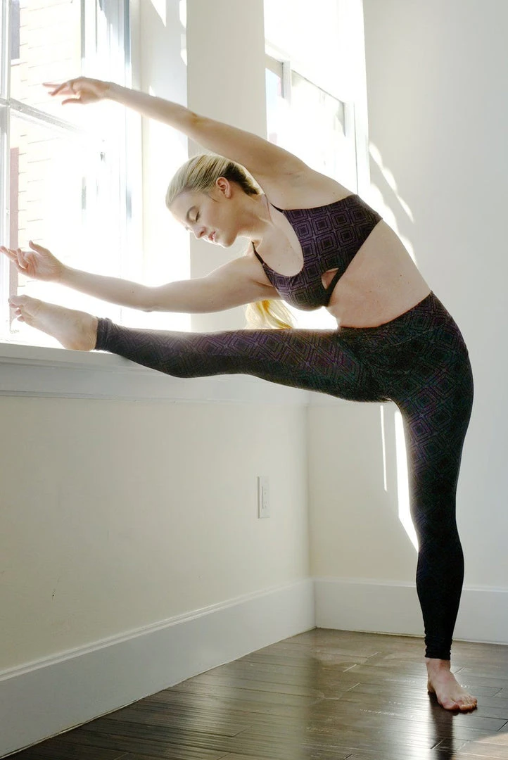 Wolven Activewear + Athleisure Crossover Recycled Legging With Pockets - Summit Wolven Activewear + Athleisure Crossover Recycled Legging With Pockets - Summit