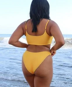 Wolven Reversible Ruched Recycled Swimsuit Top - Fauna 6 Wolven Reversible Ruched Recycled Swimsuit Top - Fauna