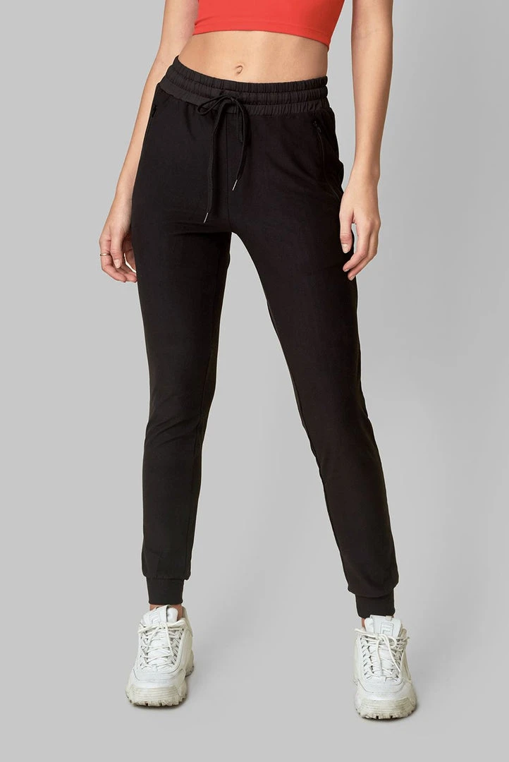 Wolven Activewear + Athleisure Recycled Jogger - Onyx Wolven Activewear + Athleisure Recycled Jogger - Onyx