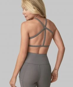 Wolven Recycled Pyramid Top - Wolf Gray Activewear + Athleisure 12 Wolven Recycled Pyramid Top - Wolf Gray Activewear + Athleisure