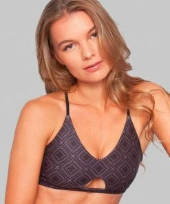 Wolven Crisscross Recycled Bra - Summit 3 Wolven Crisscross Recycled Bra - Summit