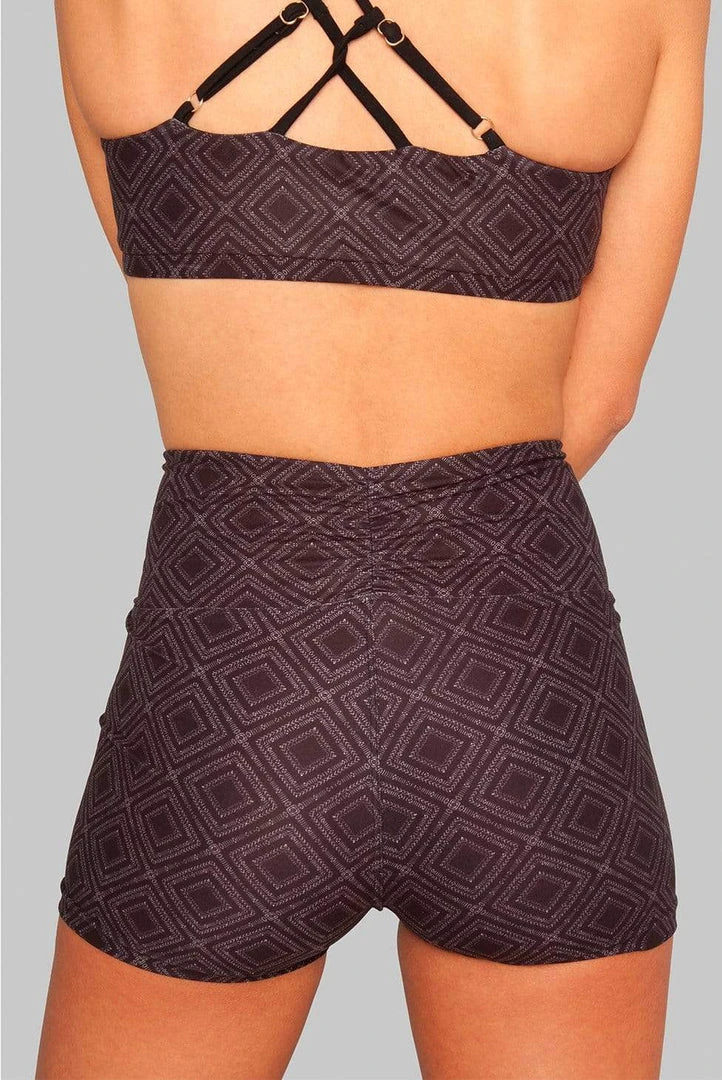 Wolven Crossover Recycled High-Waisted Short - Summit Activewear + Athleisure Wolven Crossover Recycled High-Waisted Short - Summit Activewear + Athleisure