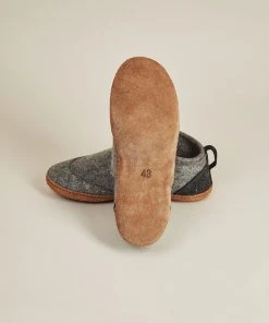Kyrgies Women's Wool Tengries Slippers - Gray