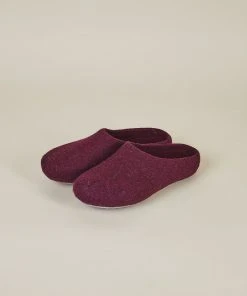 Kyrgies Women's Classic Sole Low Back Wool Slippers - Plum