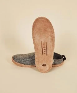 Kyrgies Women's Wool Slipper Slides - Gray Shoes