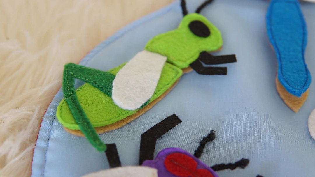 Zeki Learning Flying Bugs Assembly Kit Gifts 3 Zeki Learning Flying Bugs Assembly Kit Gifts