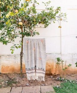 Zuahaza Home Goods Charalá Blanket - Apricot