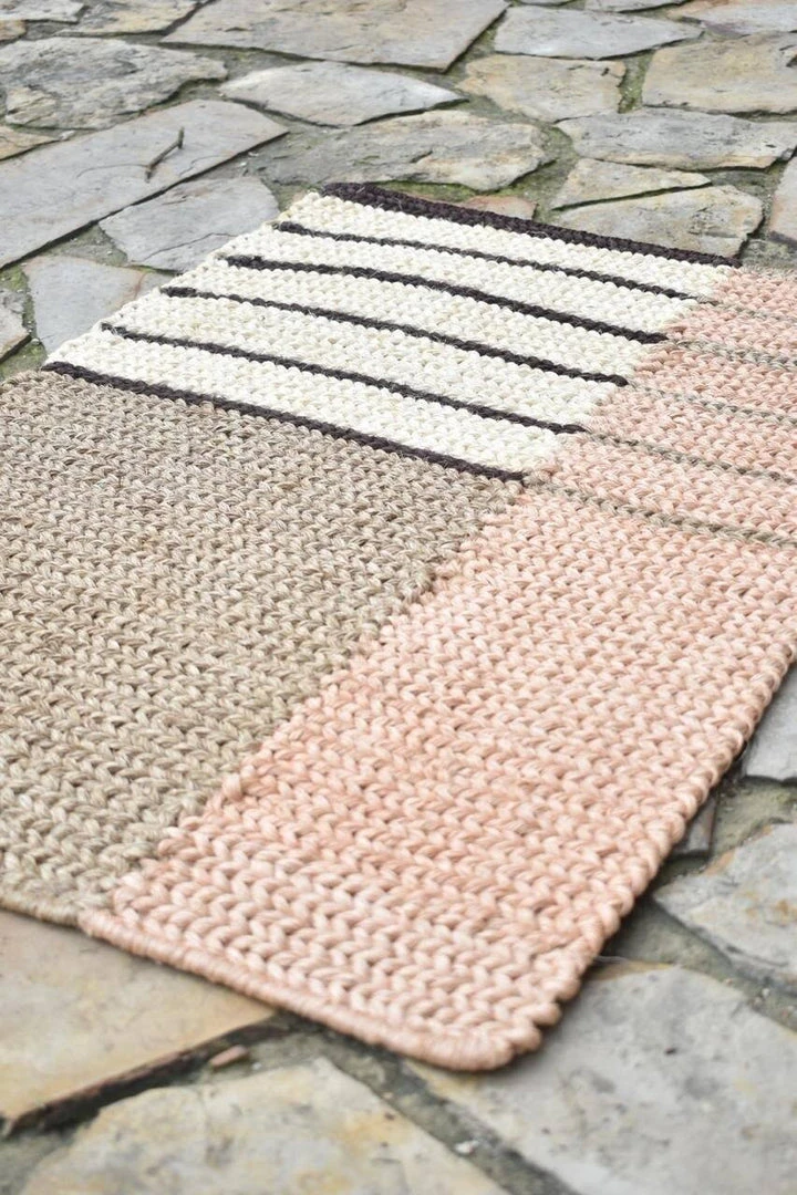 Zuahaza Curiti Fique Rug - Small 5 Zuahaza Curiti Fique Rug - Small