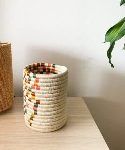 Zuahaza Home Goods Guacamaya Fique Basket